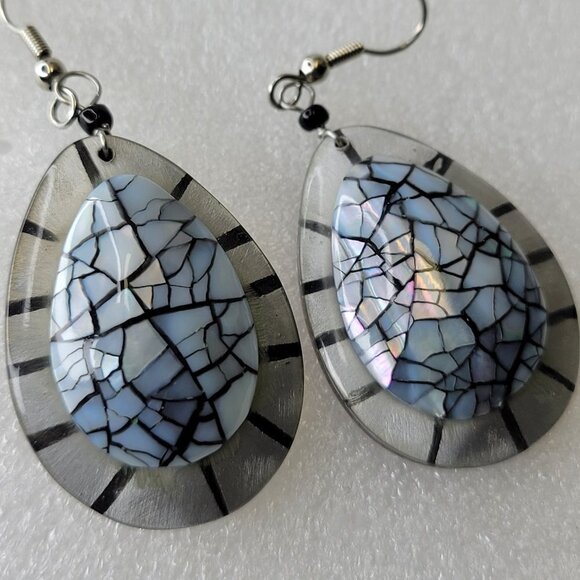 Mosaic Abalone Shell TInspired eardrop Handmade Dangle Earrings - Picture 8 of 11